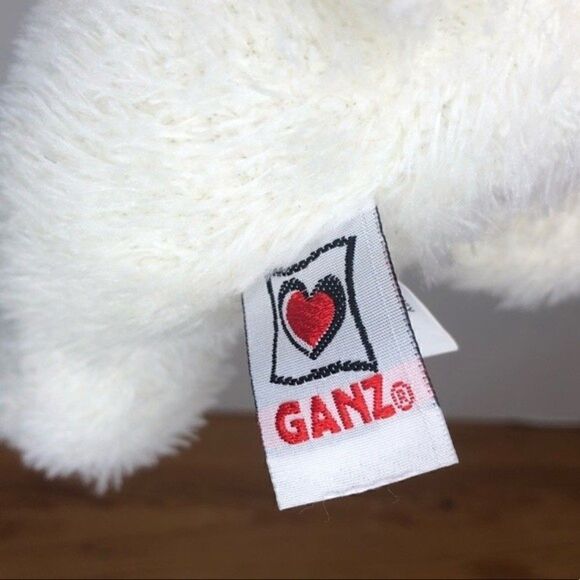 Ganz white polar bear - Picture 10 of 11